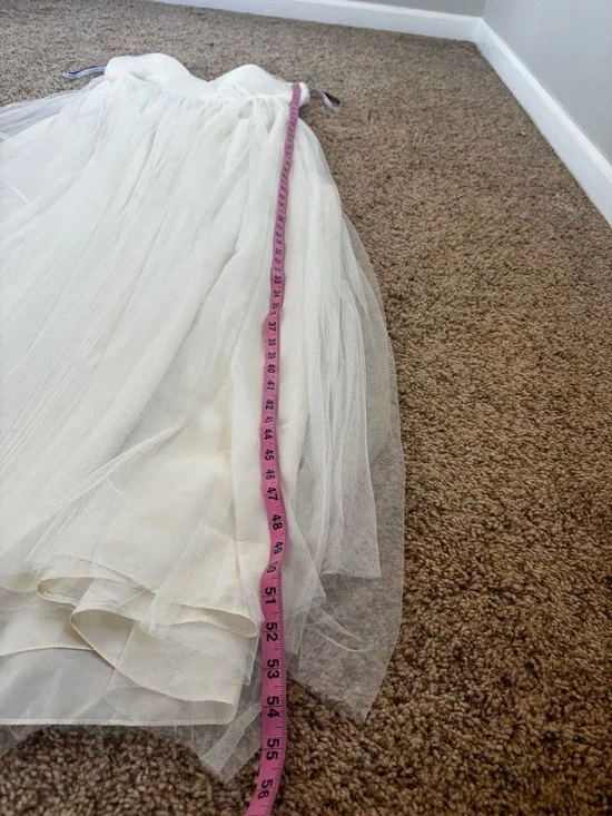 Jenny Yoo Strapless Ivory Tulle Gown - Picture 11 of 12